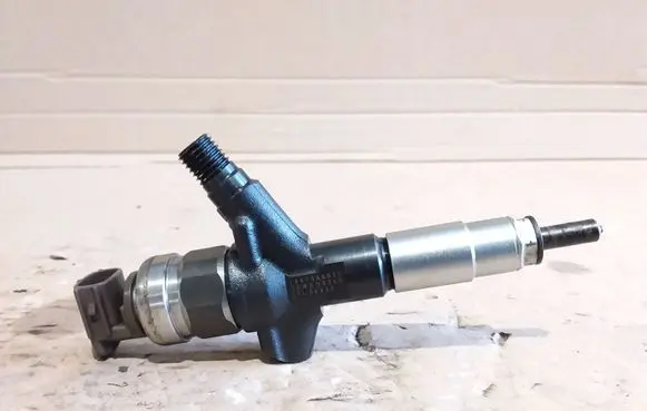 Subaru Legacy Fuel injector 16613AA030 07L06460