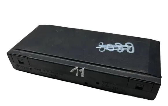 BMW 5 E34 Comfort/convenience module 1379741 61351379741 606140X01E