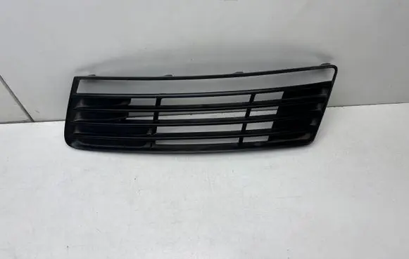 Audi Q7 4L Front bumper lower grill 4L0807697