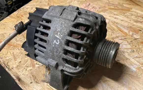 Mitsubishi Colt Generator/alternator A6391500250 1800A029 2542956A
