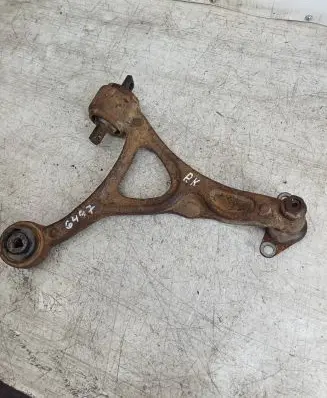Volvo XC90 Front lower control arm/wishbone