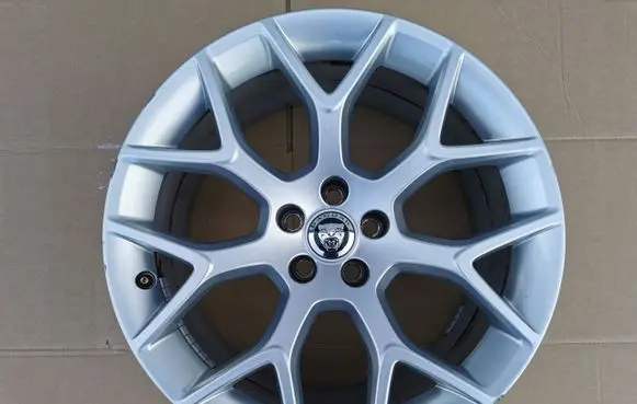 Jaguar F-Type R19 alloy rim 5JX19