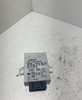 BMW 5 E39 Immobilizer control unit/module 6905668 61356905668 05393244