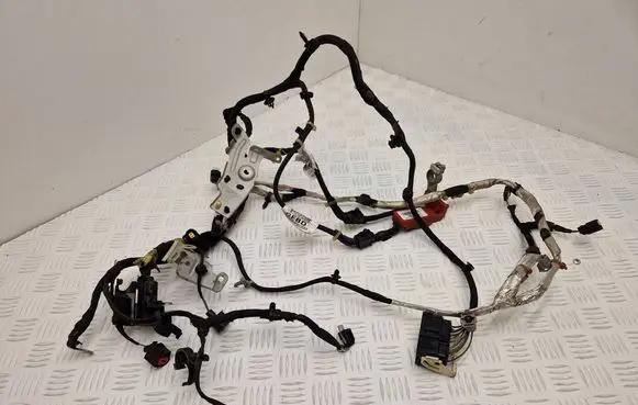 Ford Focus Positive cable (battery) JX6T14305 JX6T14B060