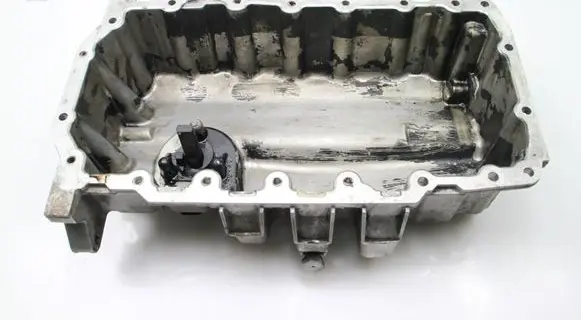 Volkswagen PASSAT B6 Oil sump 03G103603