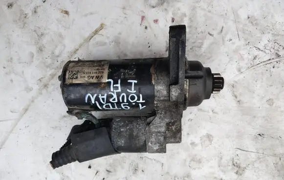Volkswagen Touran I Starter motor 02Z911023N