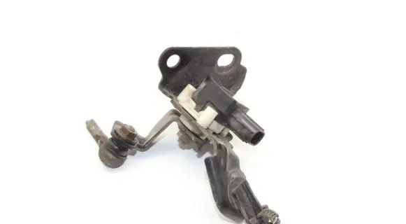 Mitsubishi Outlander Headlight/headlamp level sensor 