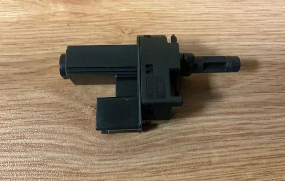 Ford Focus Clutch pedal sensor 4M5T7C534AA