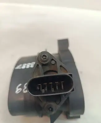 BMW 5 E39 Mass air flow meter 77870760
