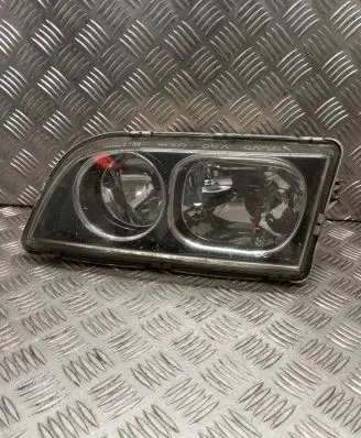 Volvo S40, V40 Headlight/headlamp 30899880