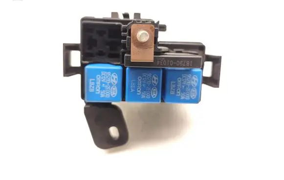 Hyundai i40 Fuse module 1879001034 952102E000