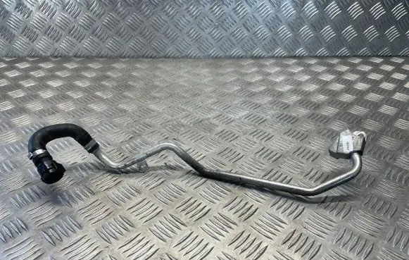BMW 5 F10 F11 Engine coolant pipe/hose 8516968