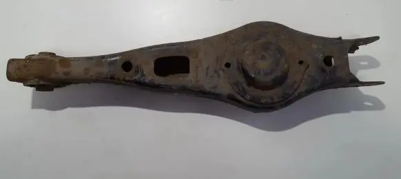 Hyundai Santa Fe Rear upper control arm/wishbone