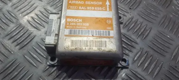 Audi A4 S4 B5 8D Airbag control unit/module 8A0959655C 0285001038