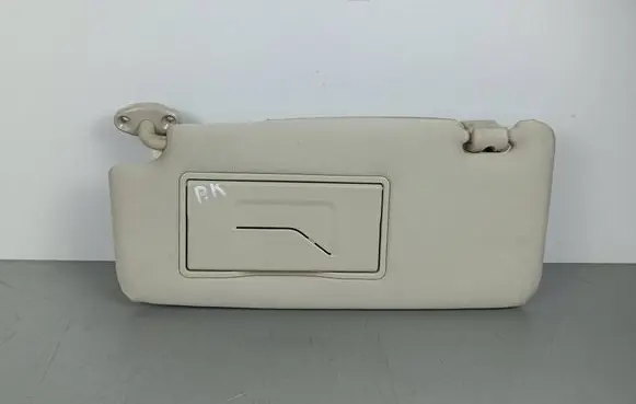 Sun visor