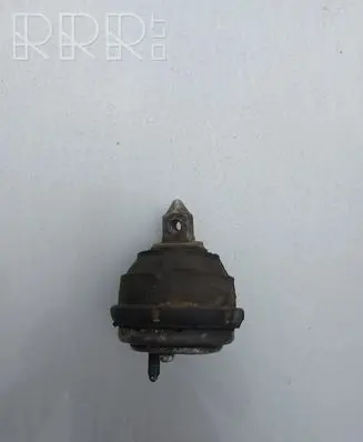 BMW 5 E39 Engine mount bracket