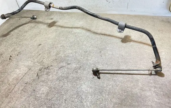 Citroen C4 III e-C4 Front anti-roll bar/sway bar 9830908880