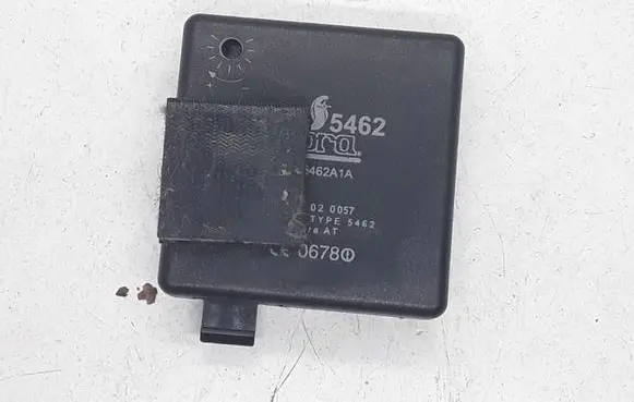Mitsubishi Outlander Alarm control unit/module 4M5462A1A
