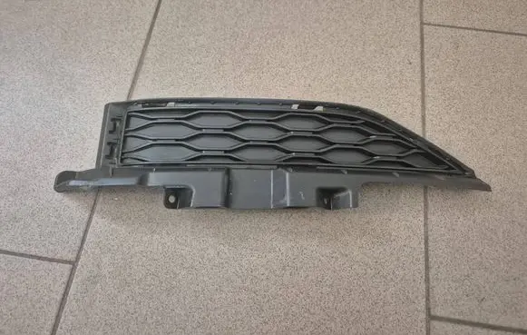 Hyundai Kona I Front bumper splitter molding 86565J9000