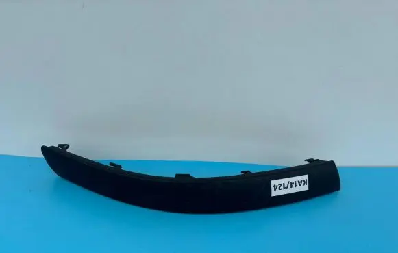 Volkswagen PASSAT B5.5 Front bumper splitter molding 3B0807718D