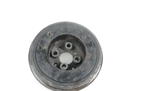 Volkswagen Golf IV Crankshaft pulley