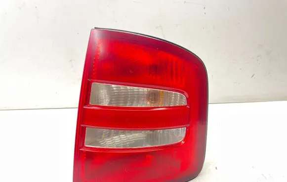 Skoda Fabia Mk1 (6Y) Rear/tail lights 6Y9945096B 6Y9945112B