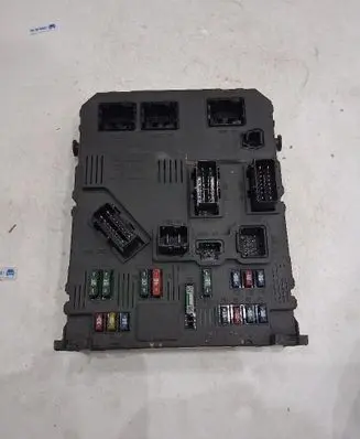 Peugeot 307 Comfort/convenience module 9645747480