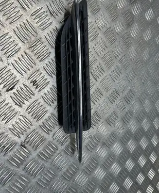 Mercedes-Benz SLK R172 Fender grill A1726900379