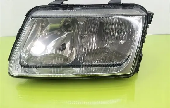 Audi A3 8Y Headlight/headlamp 96303500LI