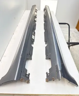 BMW 5 F10 F11 Side skirt front trim 18449951 8048994 C590407