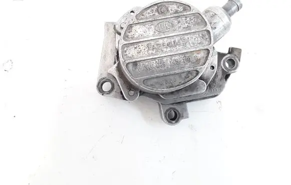 Skoda Octavia Mk1 (1U) Vacuum pump 038145101B