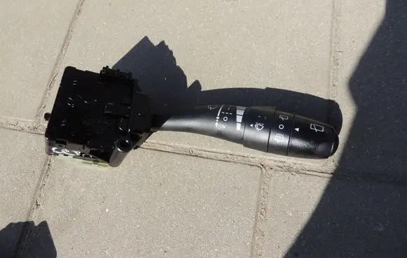 Hyundai i30 Wiper control stalk 93420