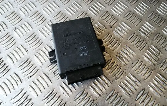 Mercedes-Benz E W211 Air suspension control unit module (rear) A2115450432 410213006001