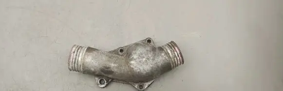 BMW 5 E34 Engine coolant pipe/hose