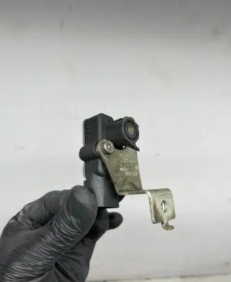 BMW X5 F15 Front height sensor lever 6867646