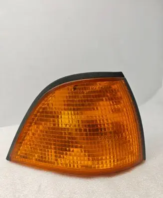 BMW 3 E36 Front indicator light 1393278 HU1C3226 6R01459