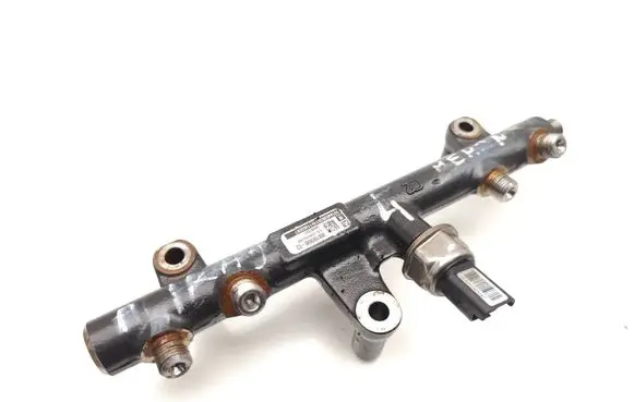 Ford Mondeo MK IV Fuel main line pipe 9681909680 28497Z01 9663305480