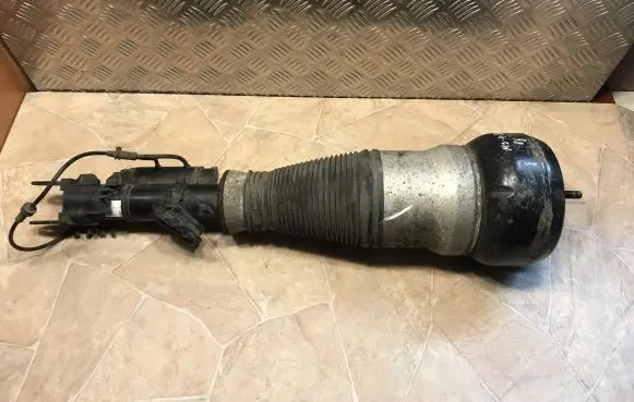 Mercedes-Benz S C217 Air suspension front shock absorber A2224211494