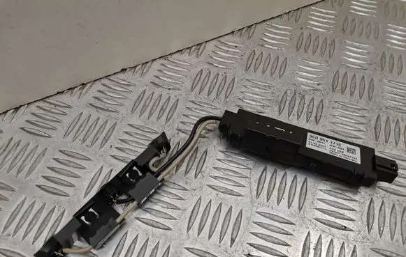 Volkswagen PASSAT B6 Ultrasonic Sensor 3C0951171C