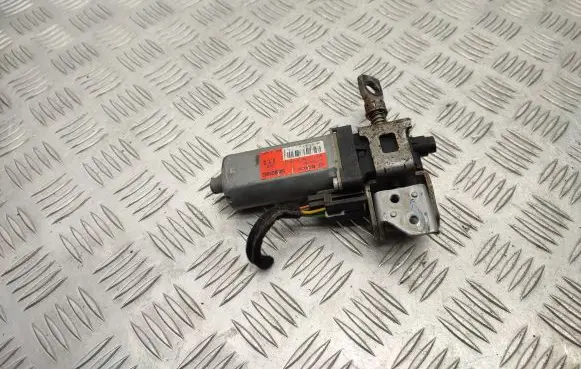 Hyundai i40 Seat adjustment motor 885833S101