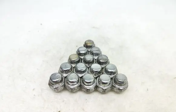 Nuts/bolts