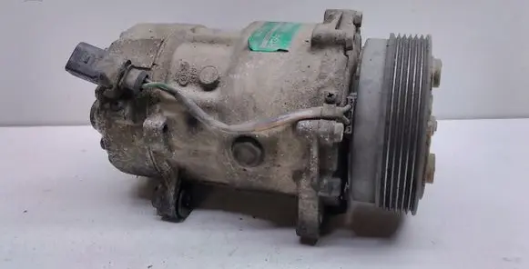 Volkswagen Golf IV Air conditioning (A/C) compressor (pump) 1J0820803F