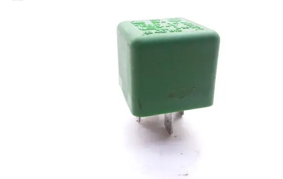 Opel Omega B2 Hazard warning light relay 03447012