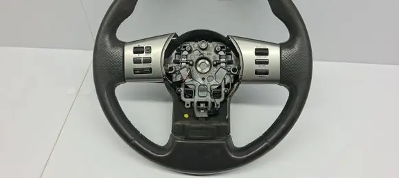 Nissan Pathfinder R51 Steering wheel