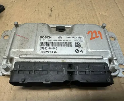 Toyota Aygo AB10 Engine control unit/module ECU 896610H040 0261201640