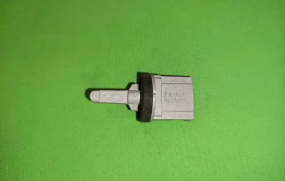Volkswagen Caddy Interior temperature sensor 1K0907543A