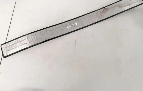 Front sill trim cover