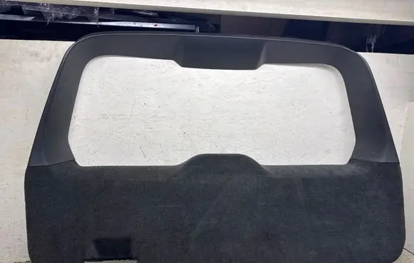 Volvo XC70 Tailgate trim 0056396