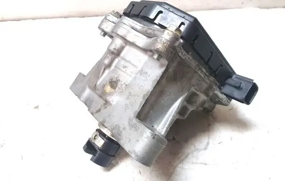 Toyota Avensis T270 other engine part 222A037021