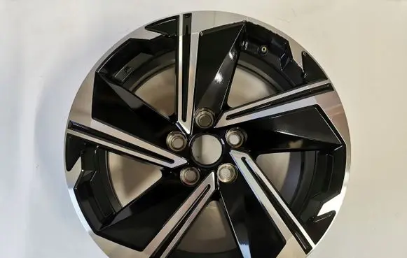Mitsubishi Eclipse Cross R18 alloy rim 0JX18